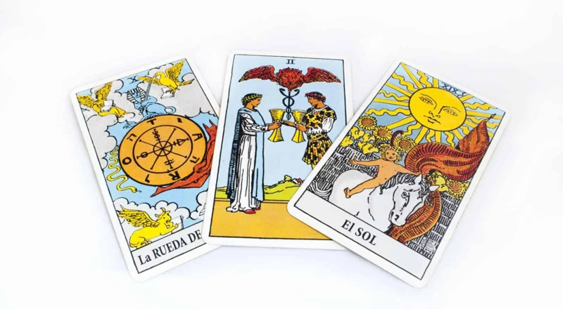 2. Advantages Of The Three-Card Tarot Spread