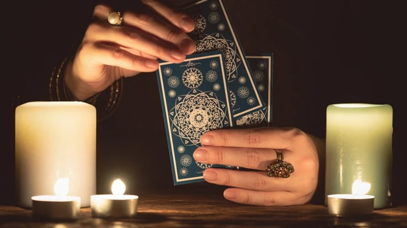 How To Find An Ethical Tarot Card Reader